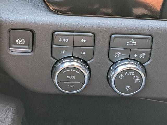 2026 GMC Sierra 1500 SLE - Photo 17