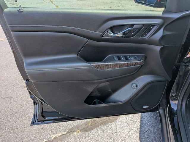 2023 GMC Acadia Denali - Photo 12