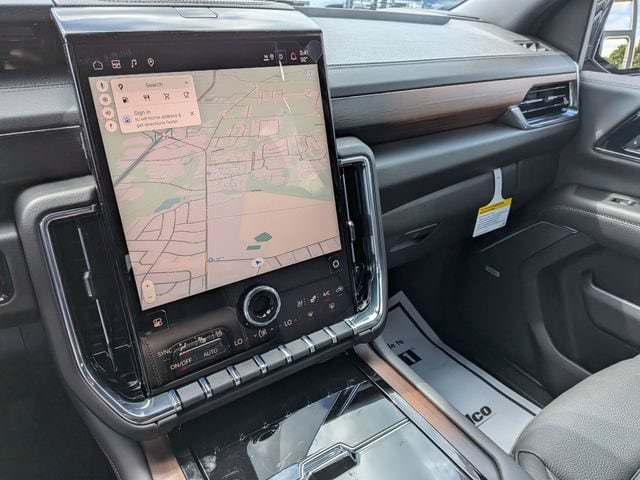 2026 GMC Yukon Denali - Photo 22