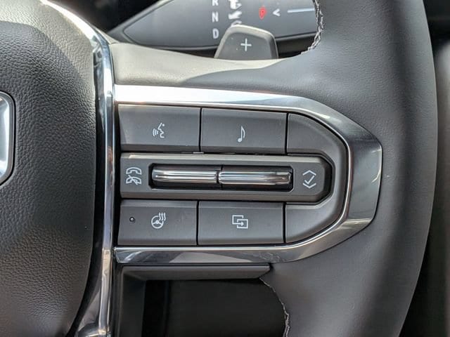 2026 GMC Yukon Denali - Photo 20