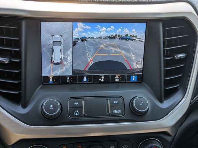 2023 GMC Acadia Denali - Photo 26