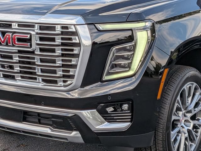 2026 GMC Yukon Denali - Photo 9