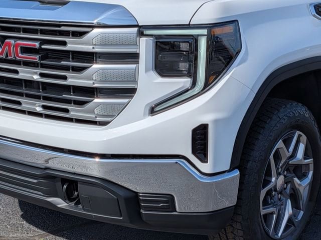 2026 GMC Sierra 1500 SLE - Photo 9