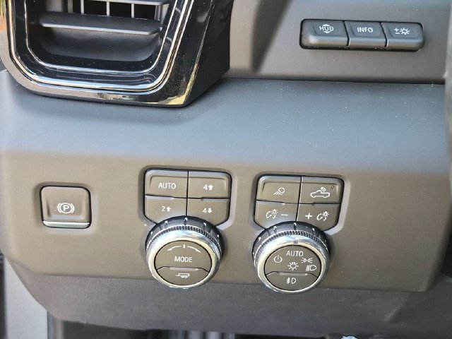 2026 GMC Sierra 1500 AT4 - Photo 18