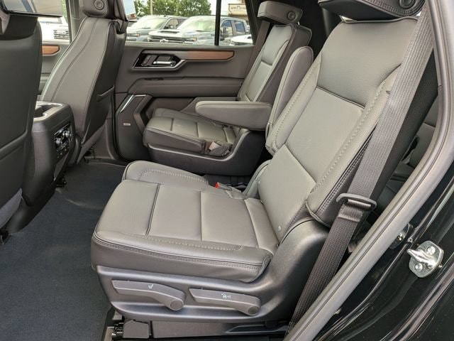 2026 GMC Yukon Denali - Photo 30