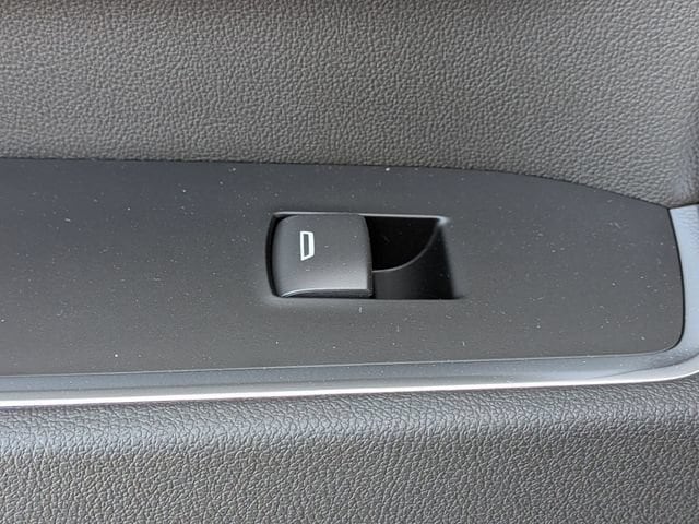 2026 GMC Sierra 1500 SLE - Photo 28
