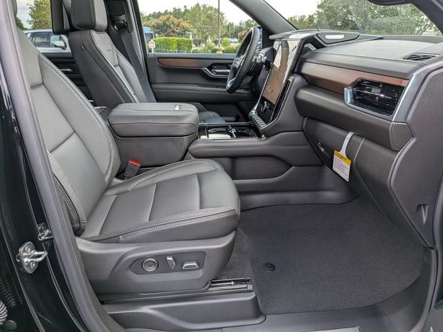 2026 GMC Yukon Denali - Photo 41