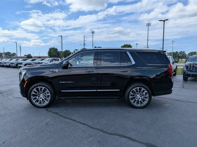 2026 GMC Yukon Denali - Photo 6