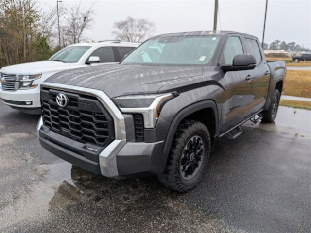 2023 Toyota Tundra SR5 photo 2