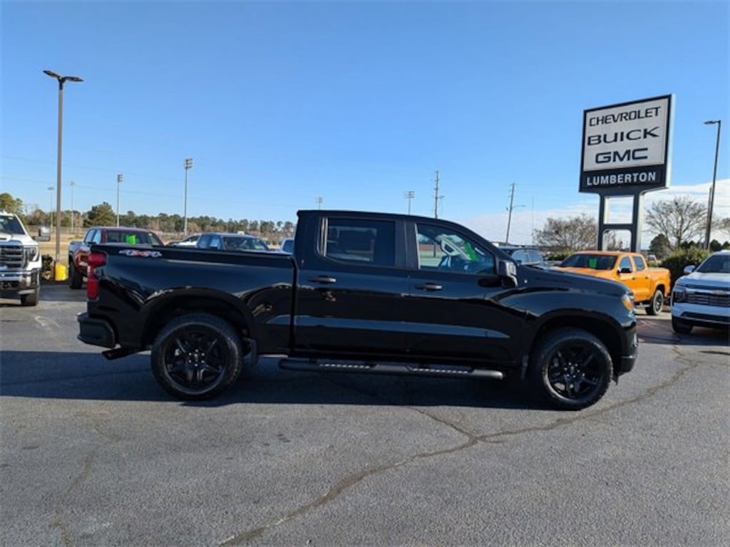 New 2026 Chevrolet Silverado 1500 Custom Truck