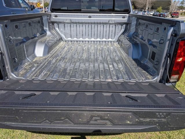 2026 Chevrolet Colorado LT - Photo 32