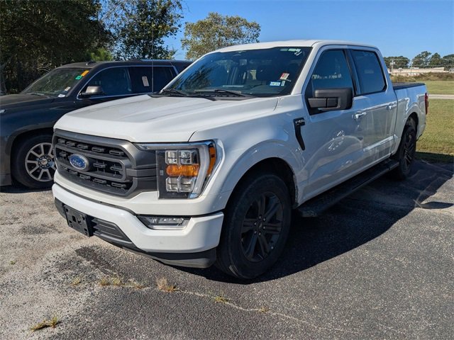 2023 Ford F-150 XLT photo 2