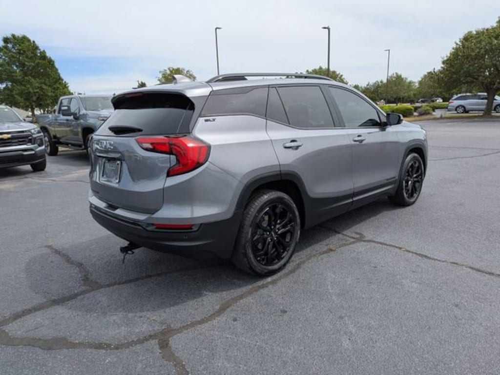 Used 2021 GMC Terrain SLT SUV