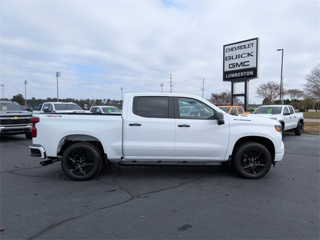 New 2026 Chevrolet Silverado 1500 Custom Truck