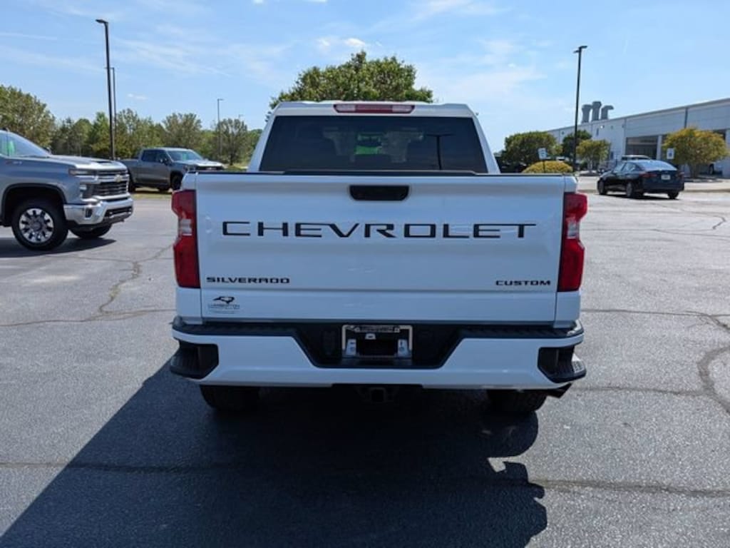 New 2026 Chevrolet Silverado 1500 Custom Truck