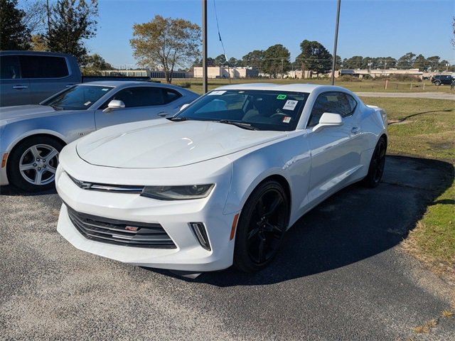 2018 Chevrolet Camaro 1LS 1LT photo 3