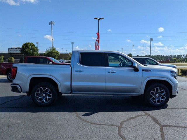 Used 2022 GMC Sierra 1500 SLT with VIN 1GTUUDEL7NZ573397 for sale in Lumberton, NC