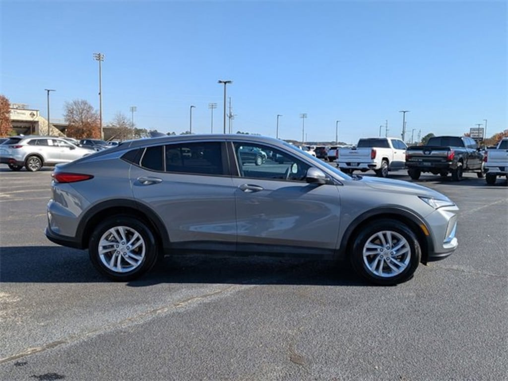 Used 2025 Buick Envista Preferred SUV