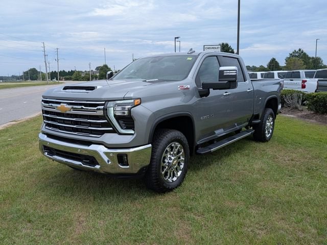 2026 Chevrolet Silverado 2500 HD LTZ - Photo 7