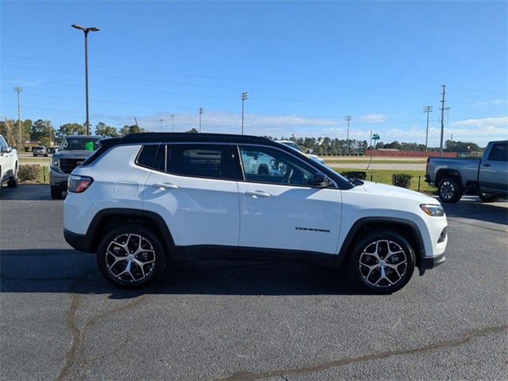 Used 2024 Jeep Compass Limited