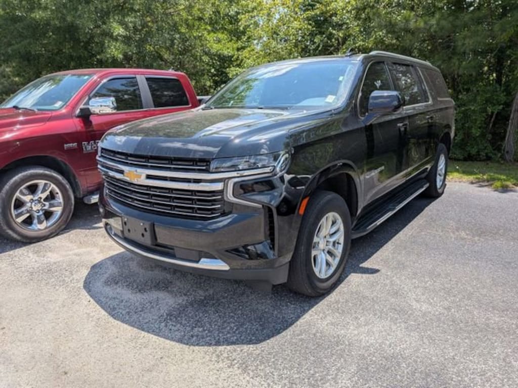 Used 2024 Chevrolet Suburban LT SUV