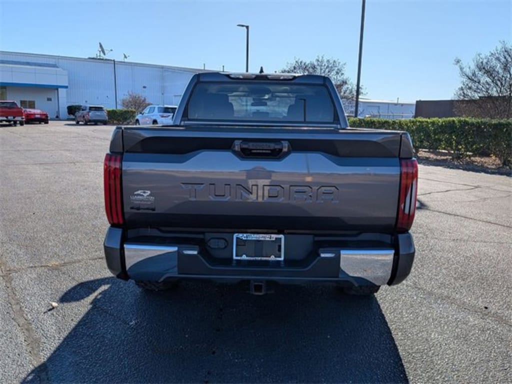 Used 2023 Toyota Tundra 4WD SR5