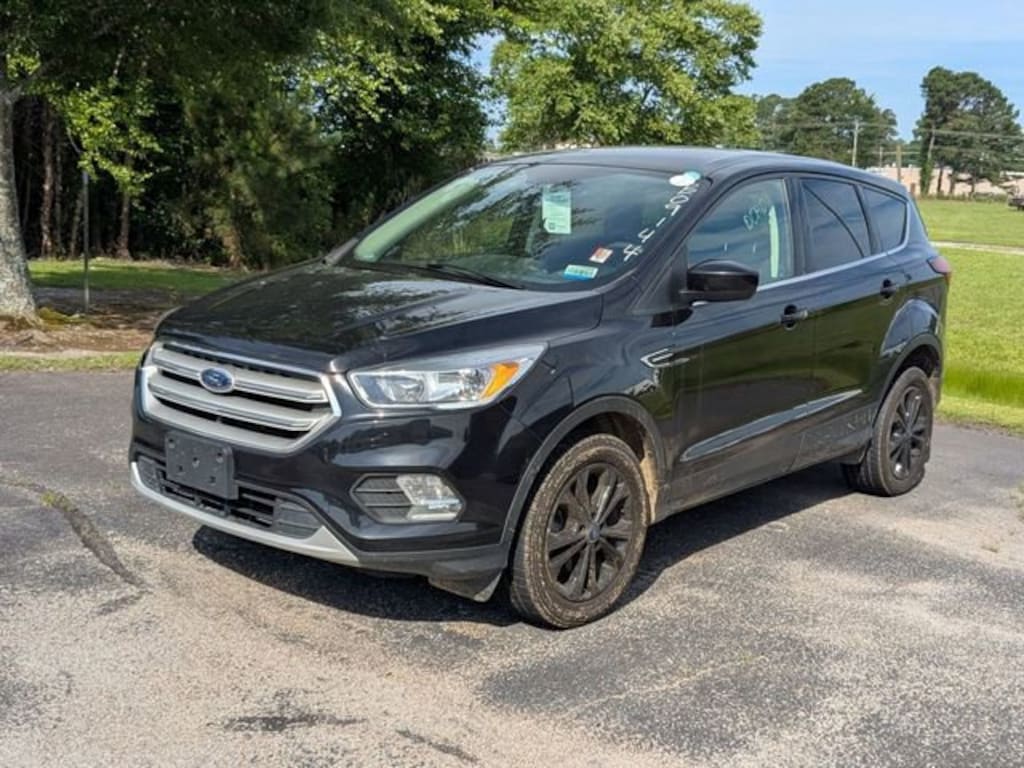 Used 2019 Ford Escape SE