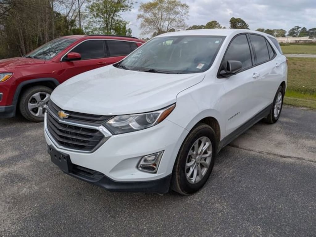 Used 2018 Chevrolet Equinox LS SUV