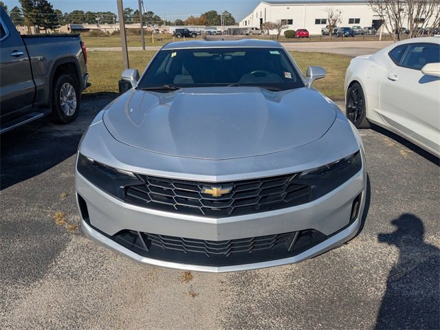 2019 Chevrolet Camaro 1LT photo 2