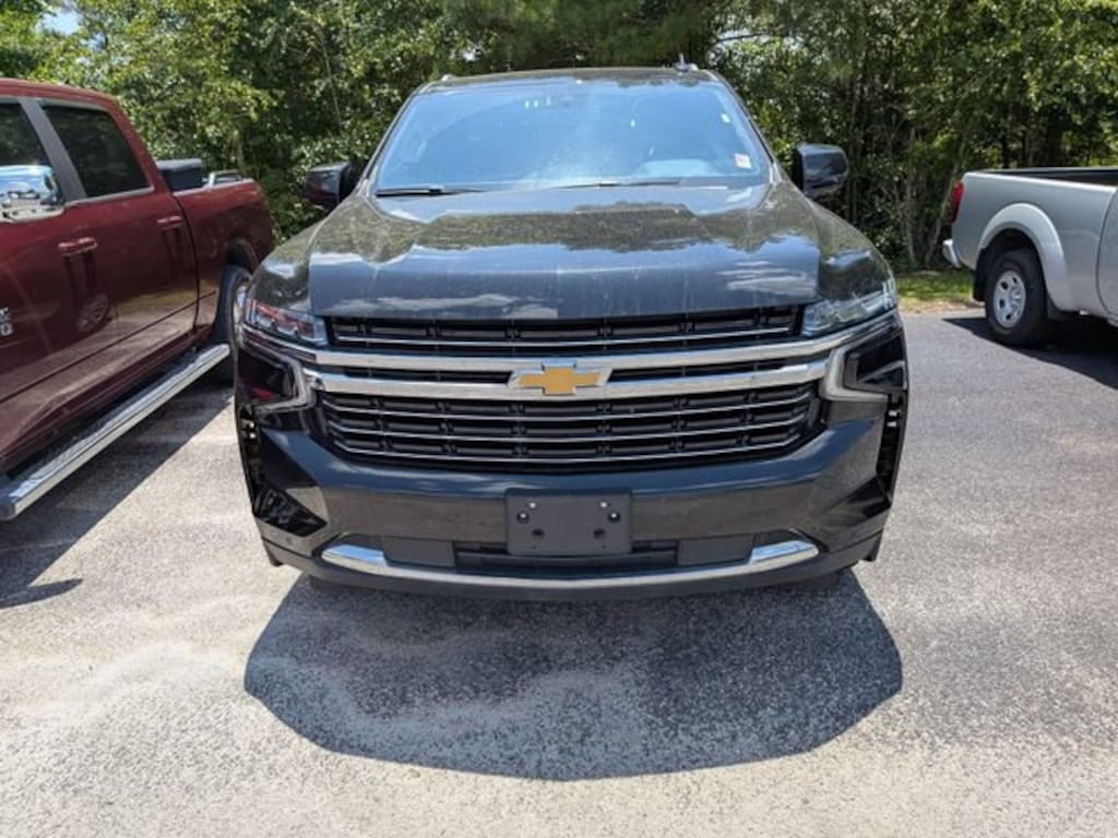 Used 2024 Chevrolet Suburban LT SUV