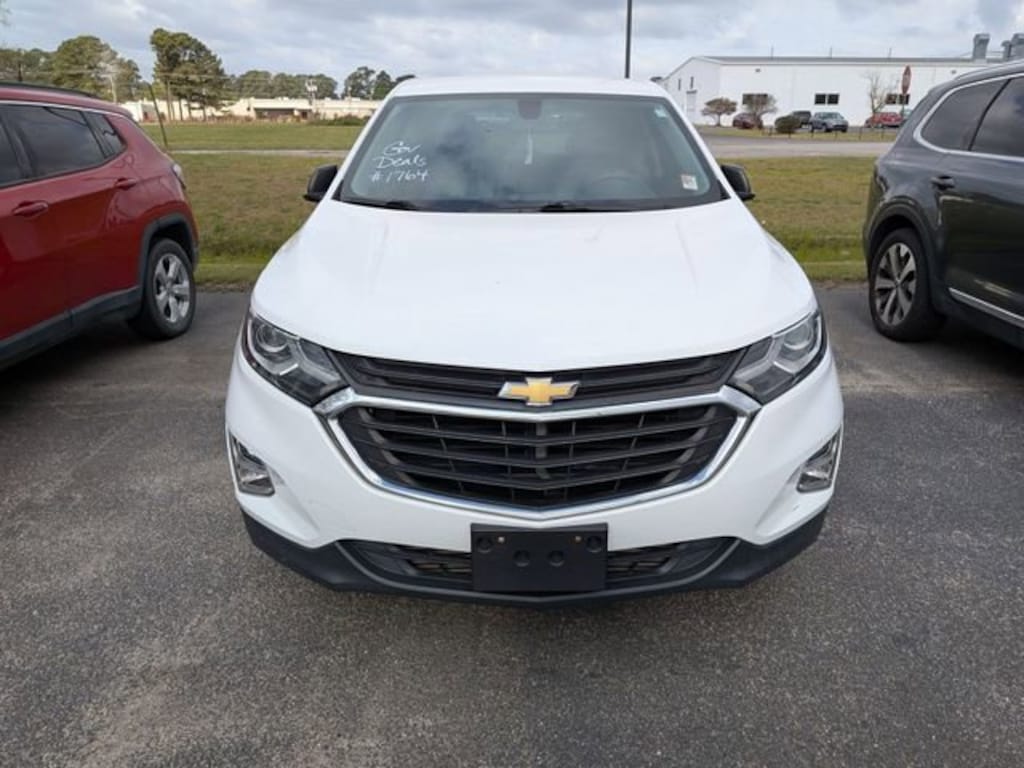 Used 2018 Chevrolet Equinox LS SUV