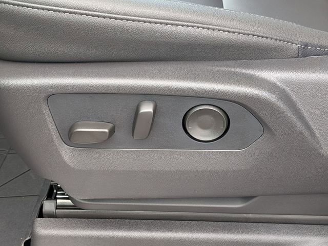 2026 Chevrolet Silverado 1500 LT - Photo 15