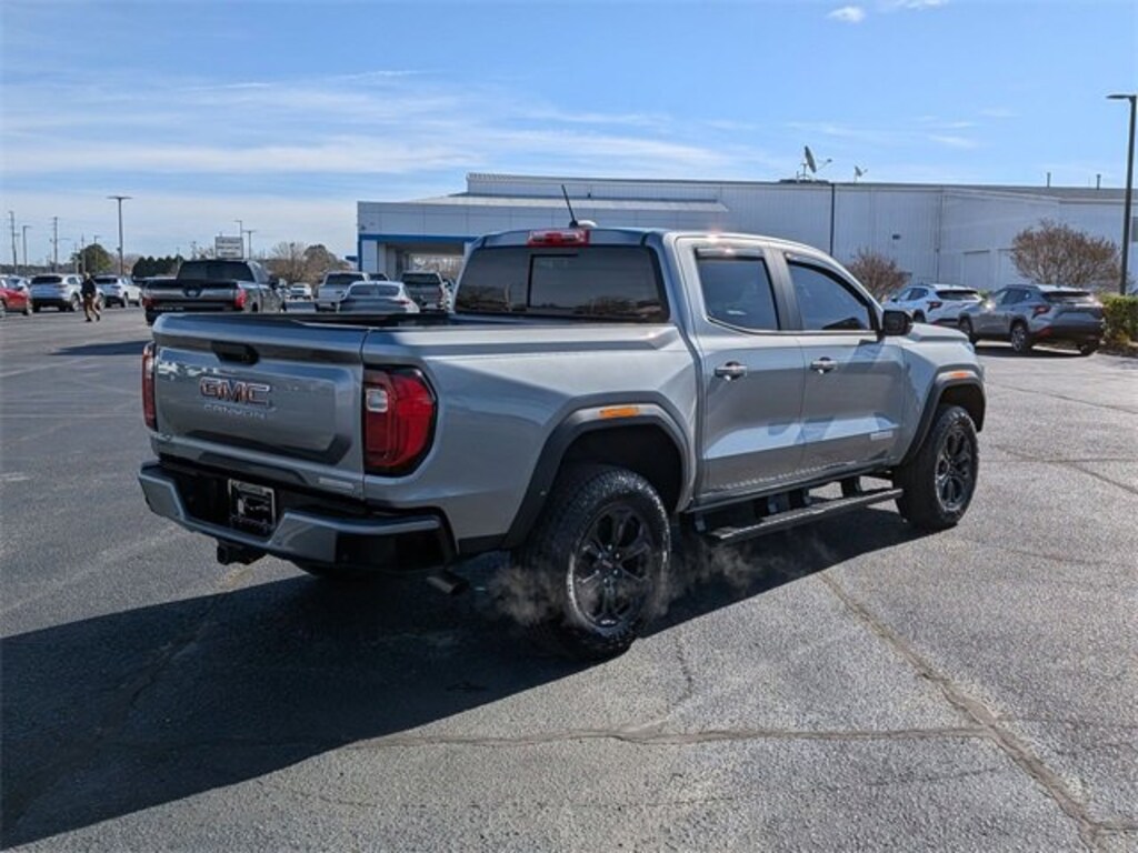 Used 2024 GMC Canyon Elevation Truck