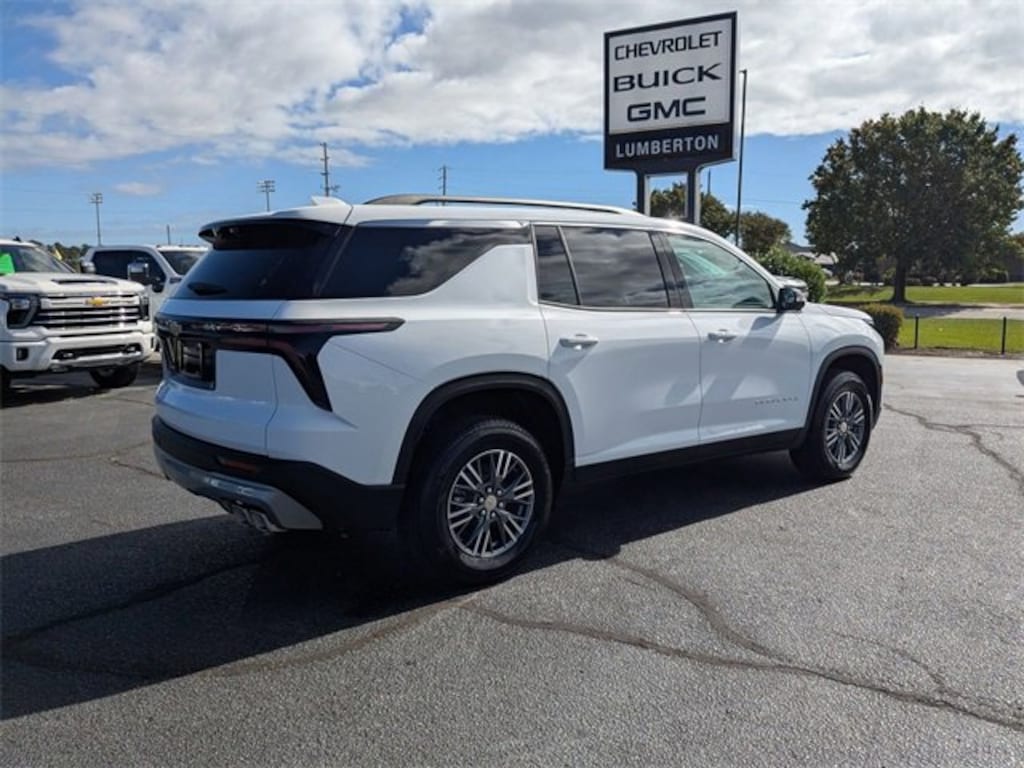 New 2026 Chevrolet Traverse LT SUV
