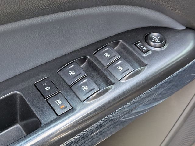 2022 Chevrolet Colorado Z71 - Photo 14