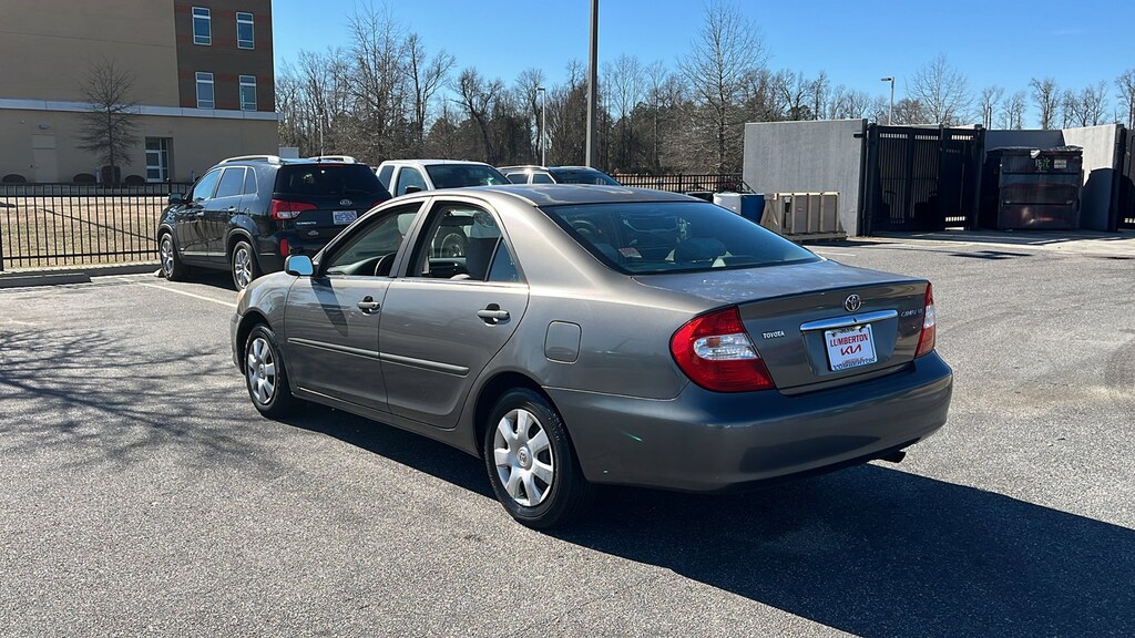 Used 2004 Toyota Camry XLE Sedan