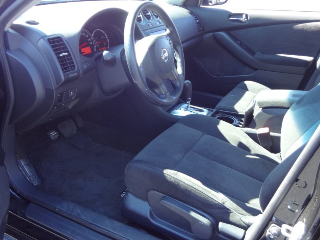 Used 2012 Nissan Altima 2.5 Sedan