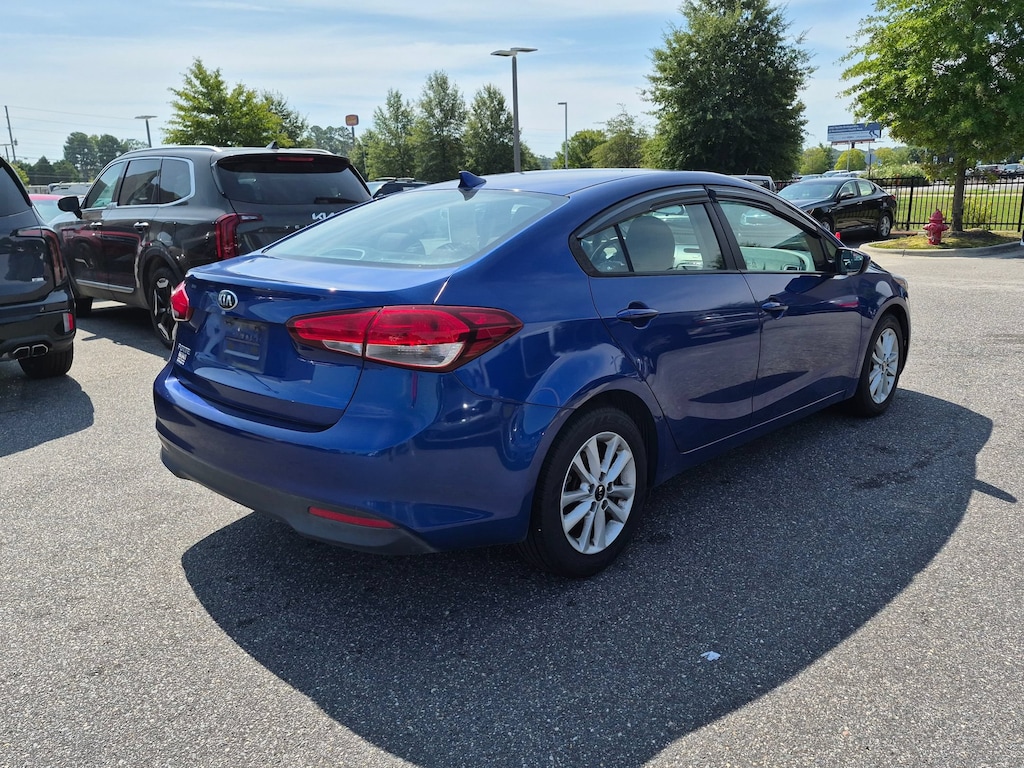 Used 2017 Kia Forte LX Sedan