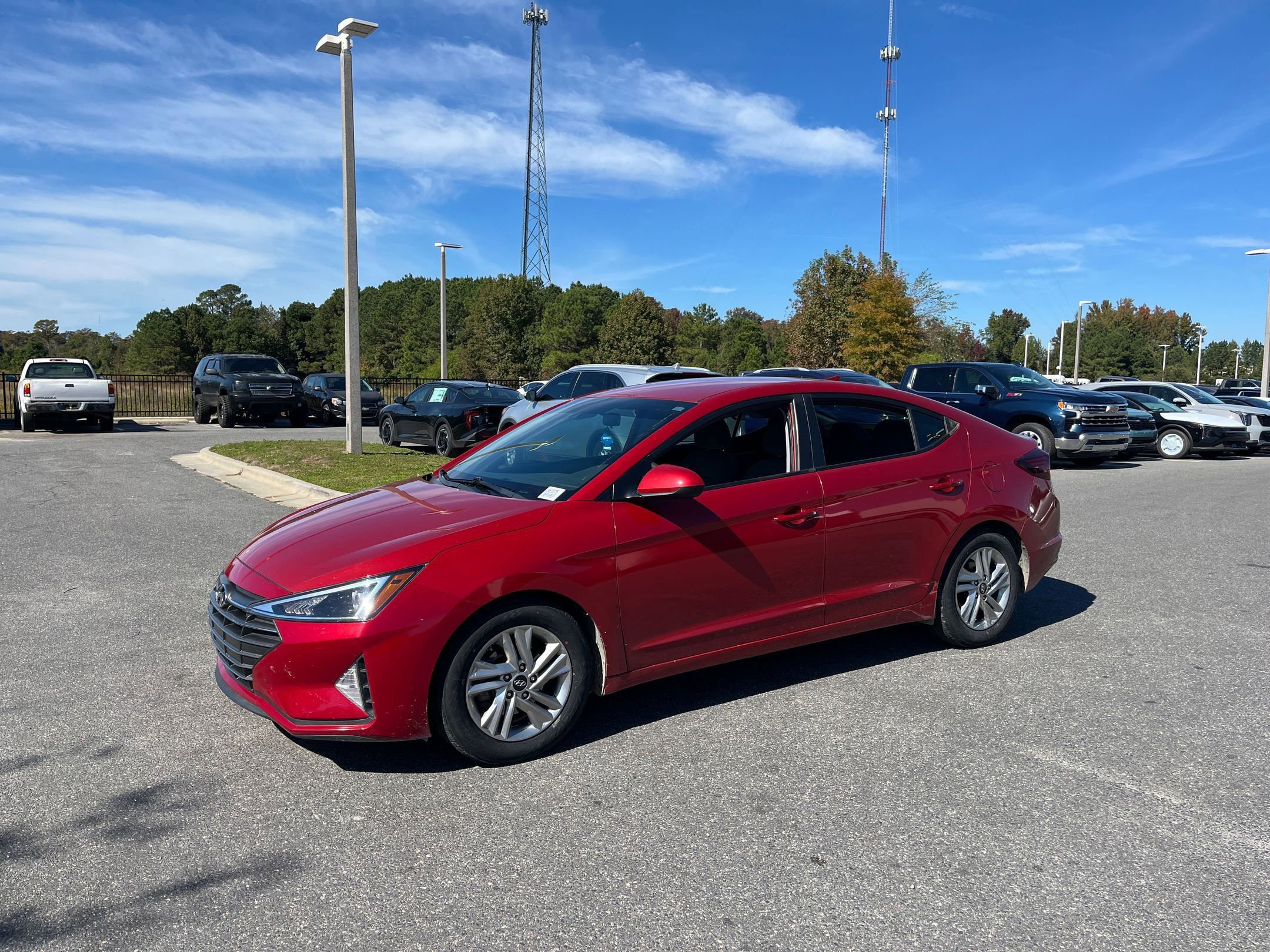 2020 Hyundai Elantra SEL photo 4