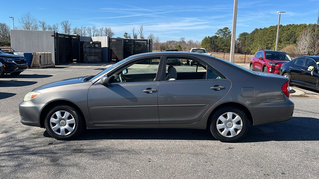 Used 2004 Toyota Camry XLE Sedan