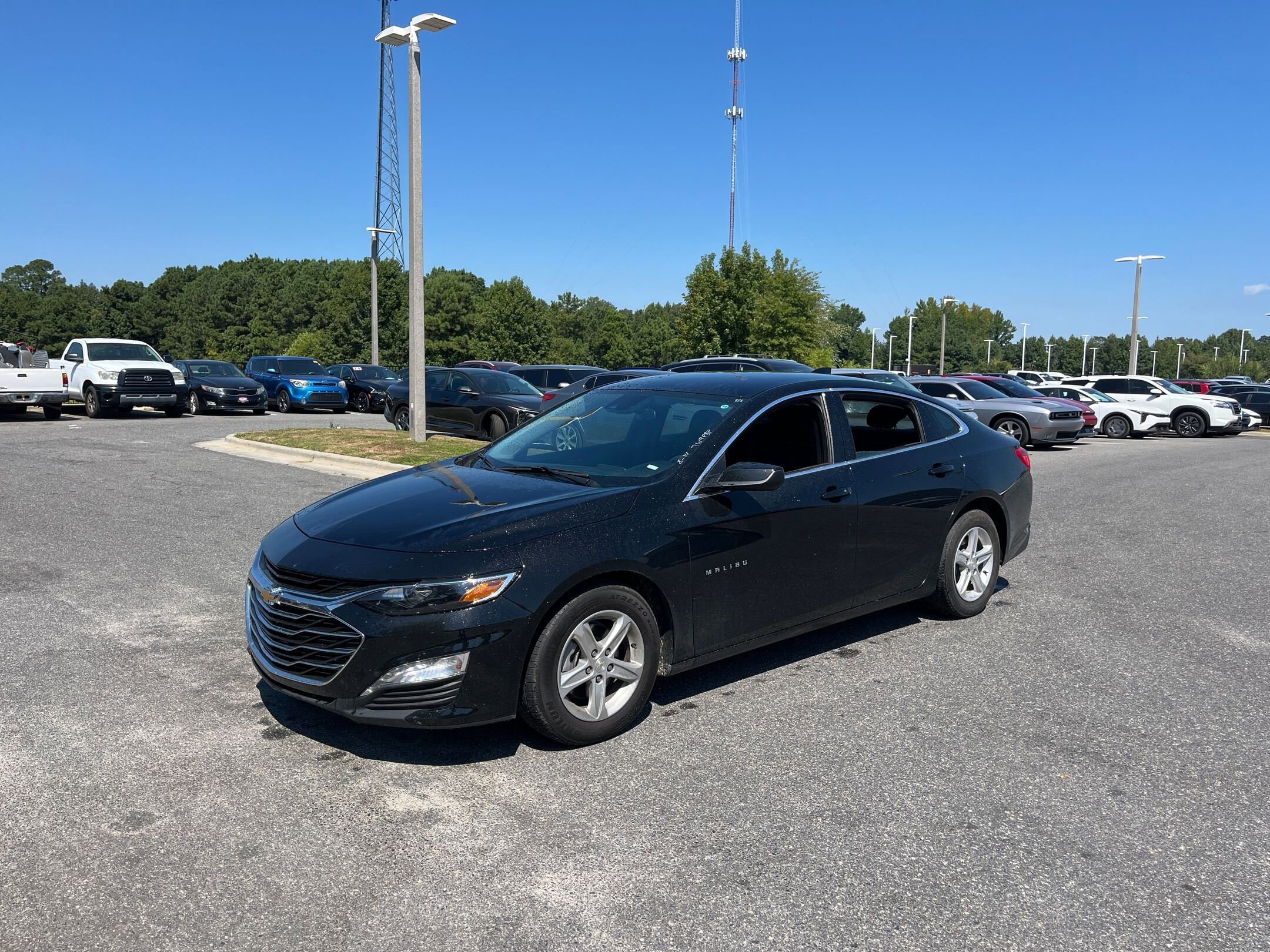 2024 Chevrolet Malibu 1LT photo 3