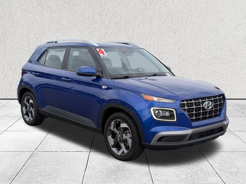 Used 2024 Hyundai Venue Limited SUV