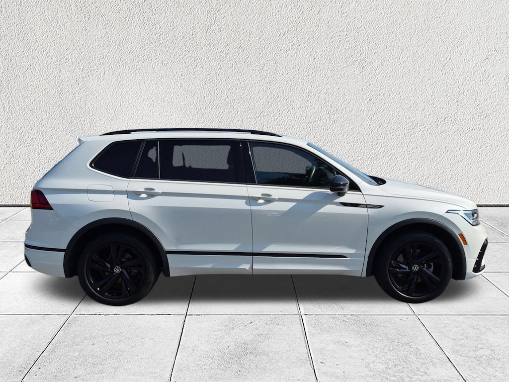 Used 2023 Volkswagen Tiguan 2.0T SE R-Line Black SUV