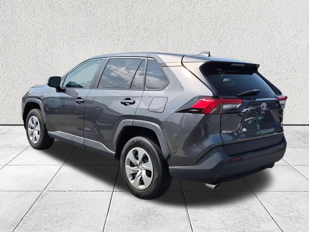 Used 2022 Toyota RAV4 LE SUV