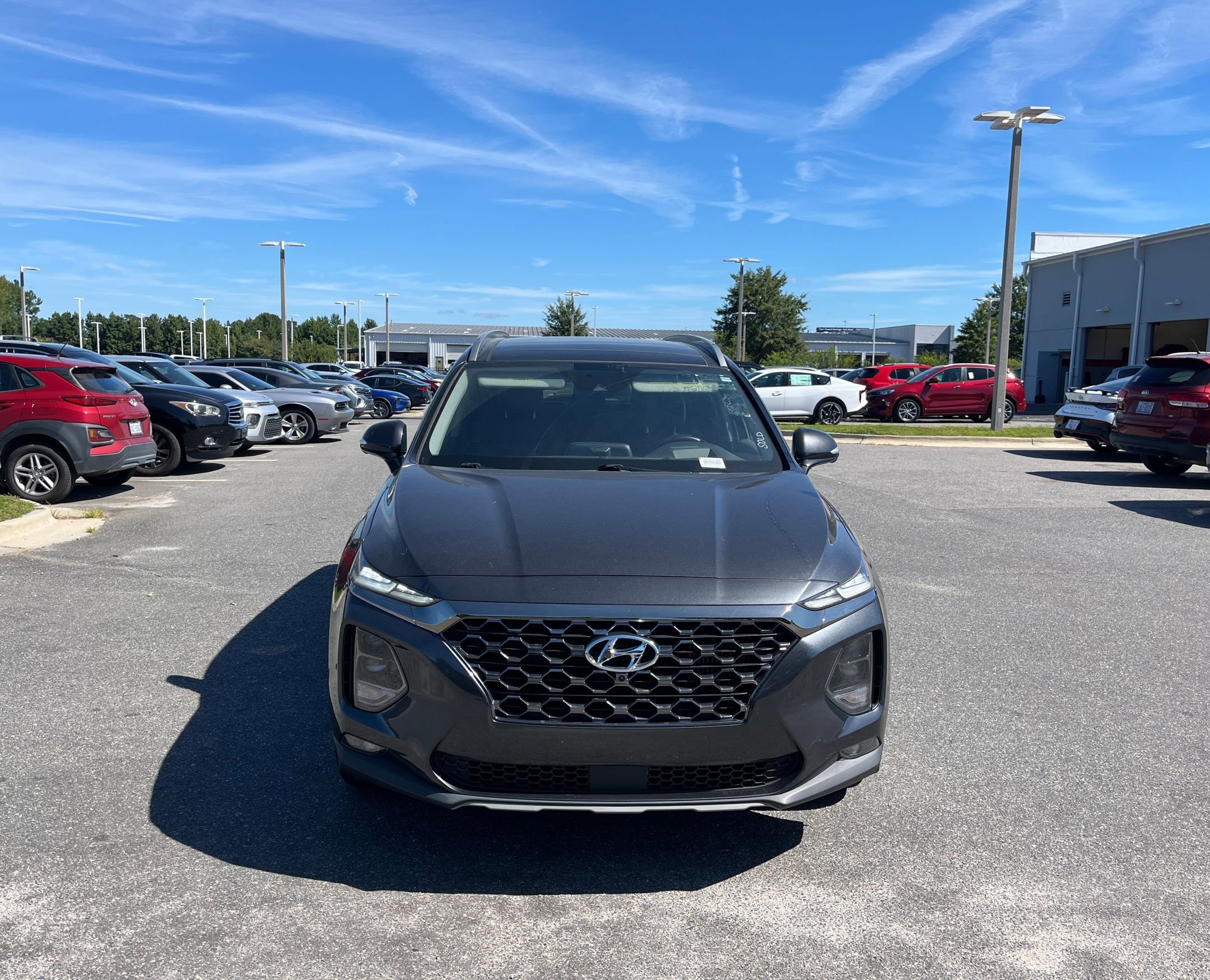 2020 Hyundai Santa Fe Limited 2.0T photo 2