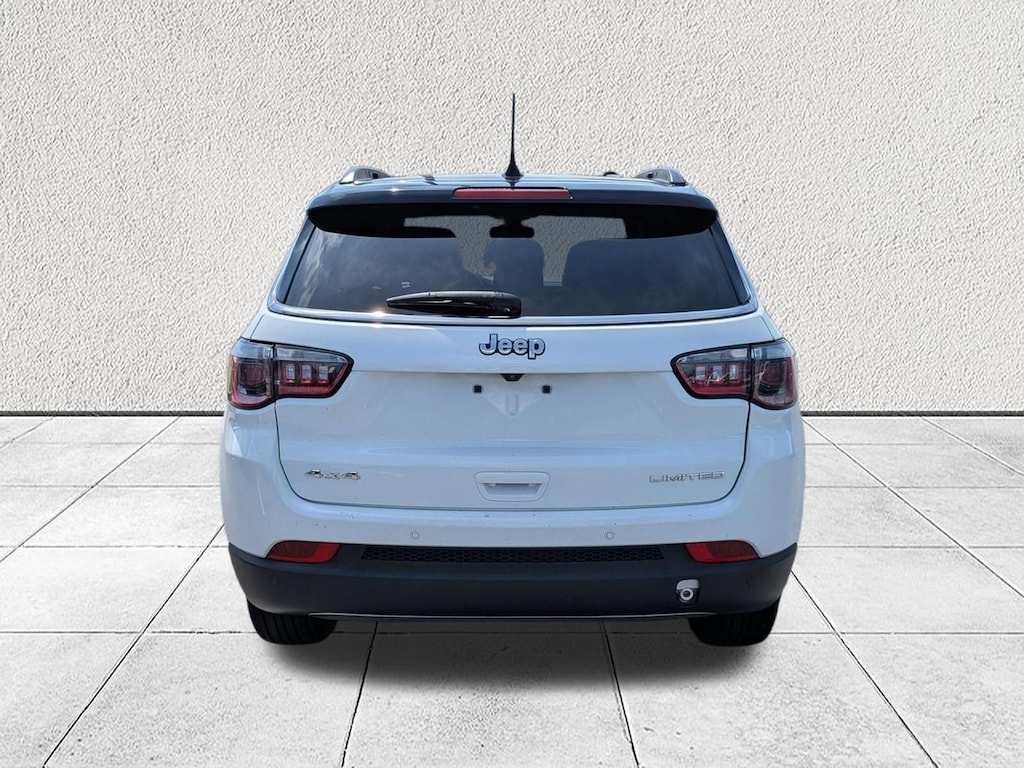 Used 2024 Jeep Compass Limited SUV