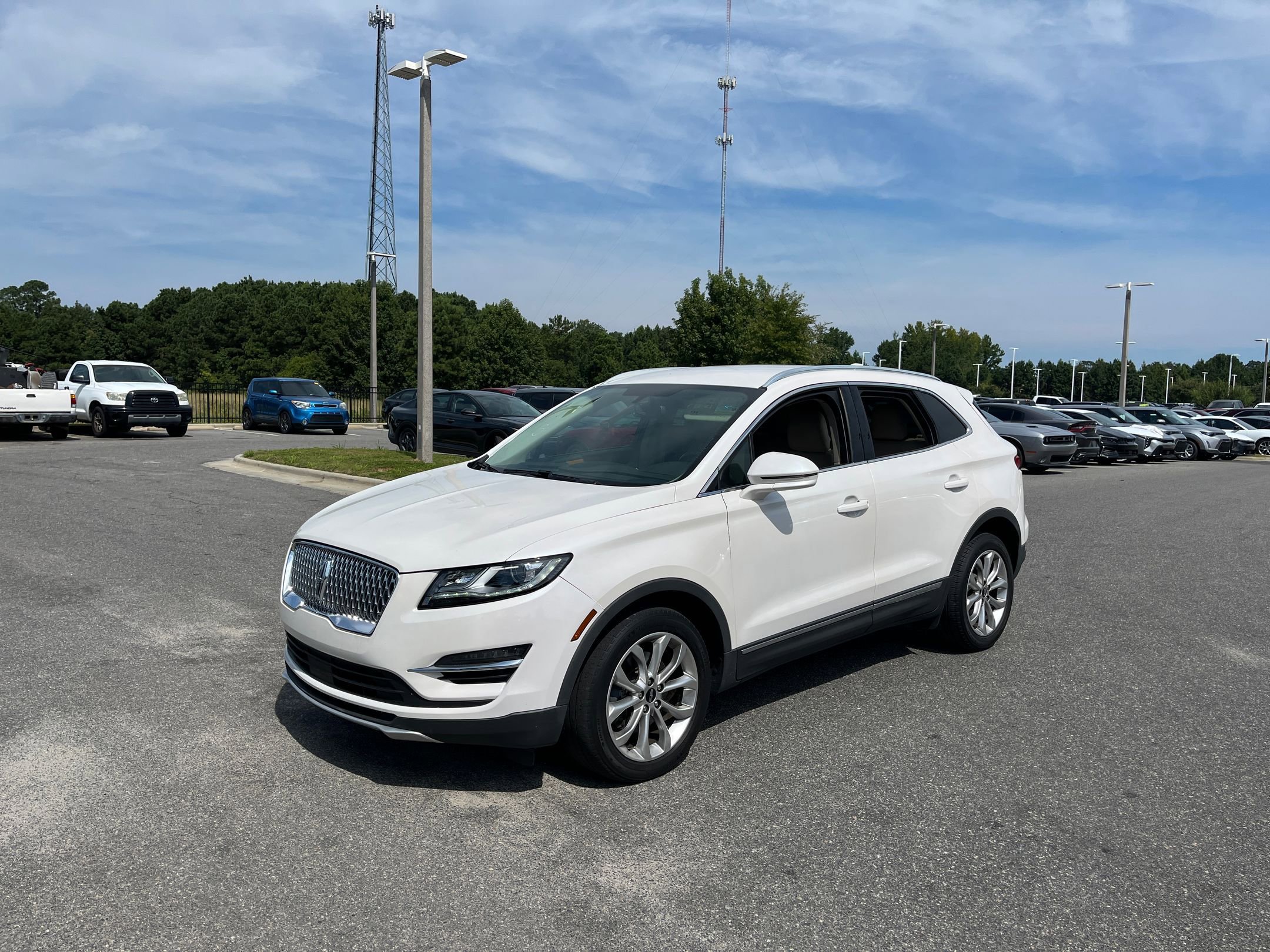 2019 Lincoln MKC Select photo 2