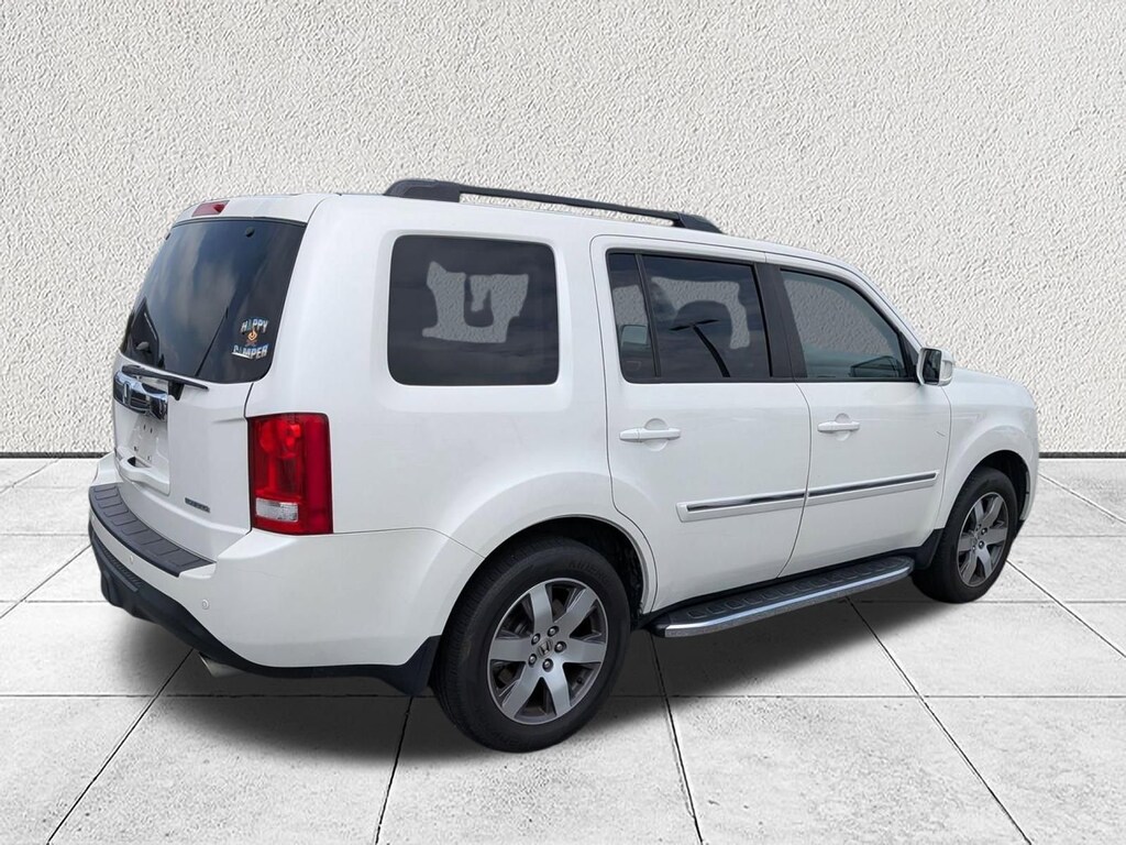 Used 2013 Honda Pilot Touring w/RES/Naiv FWD SUV