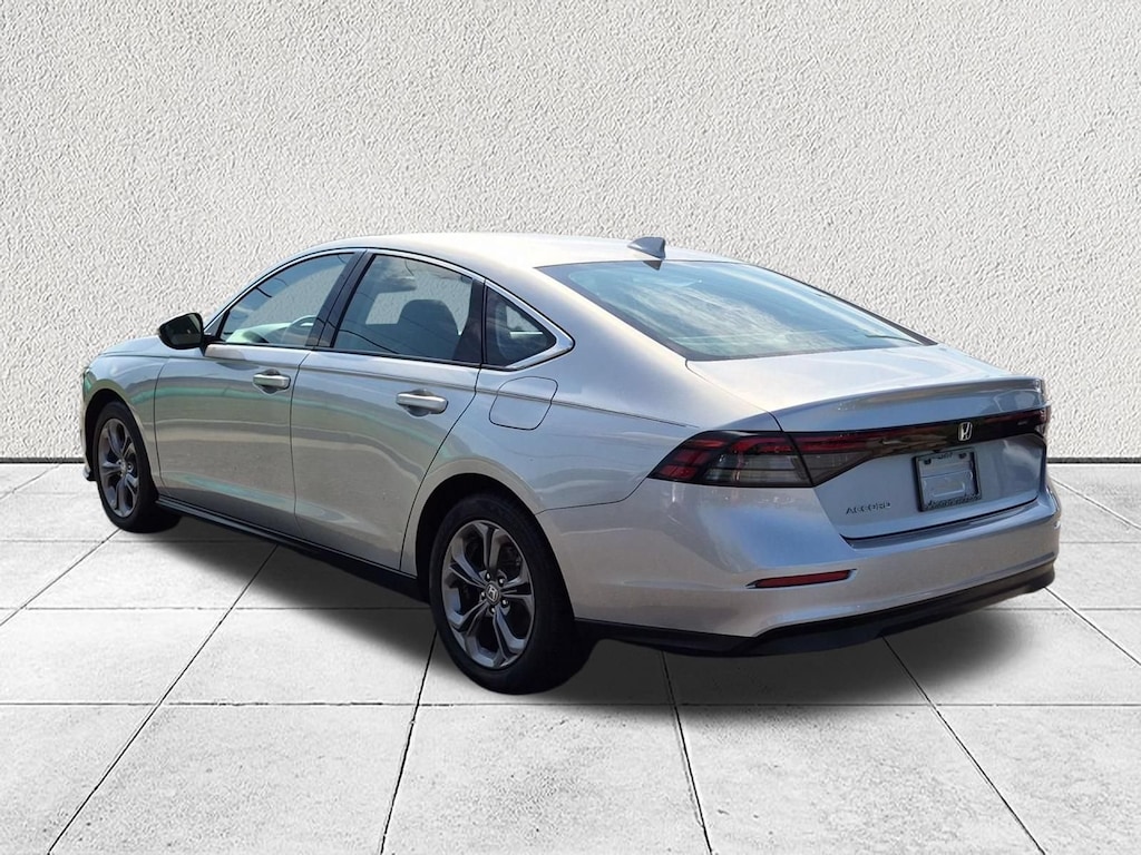 Used 2024 Honda Accord EX Sedan