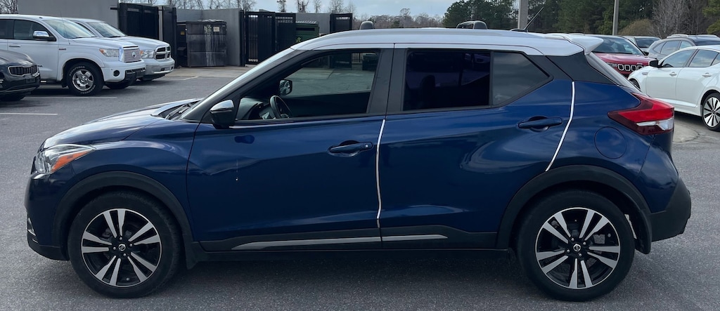 Used 2020 Nissan Kicks SR SUV